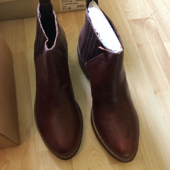 NIB Matisse Booties, Sz 7.5 - Picture 1 of 4